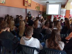 DEBATA FONOHOLIZM – CZY JESTEŚ PAJĄKIEM W SIECI?